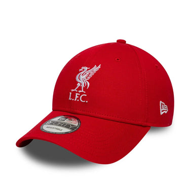La casquette Liverpool FC New Era 9FORTY affiche le rouge mythique du club.