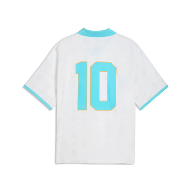 Détail design rétro du maillot Olympique de Marseille KING.