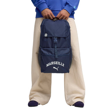 Détail des compartiments du sac à dos OM Culture bleu.