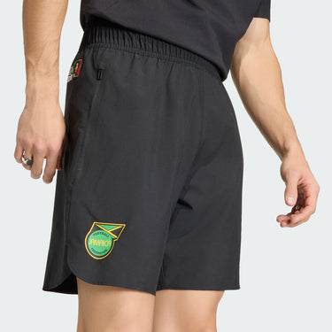 Le blason officiel de la fédération est thermocollé pour un fini pro.