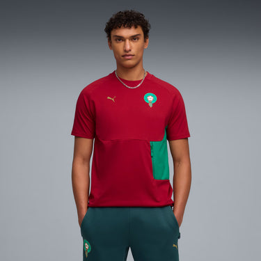 Le t-shirt rouge du Maroc PumaTech incarne l'énergie des Lions de l'Atlas.