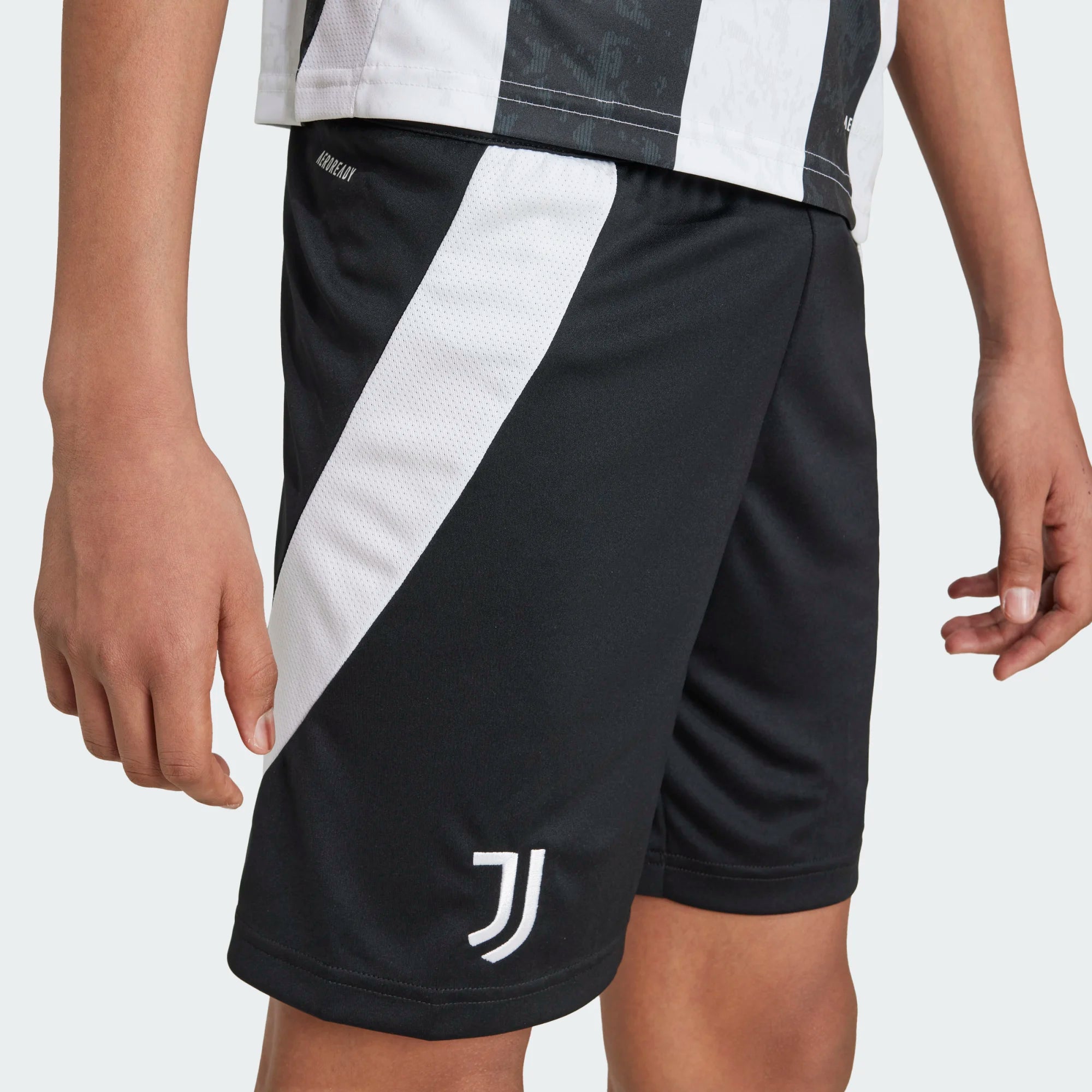 Juventus Turin Home Junior Shorts 2024 25 Black XXS 5 6 years