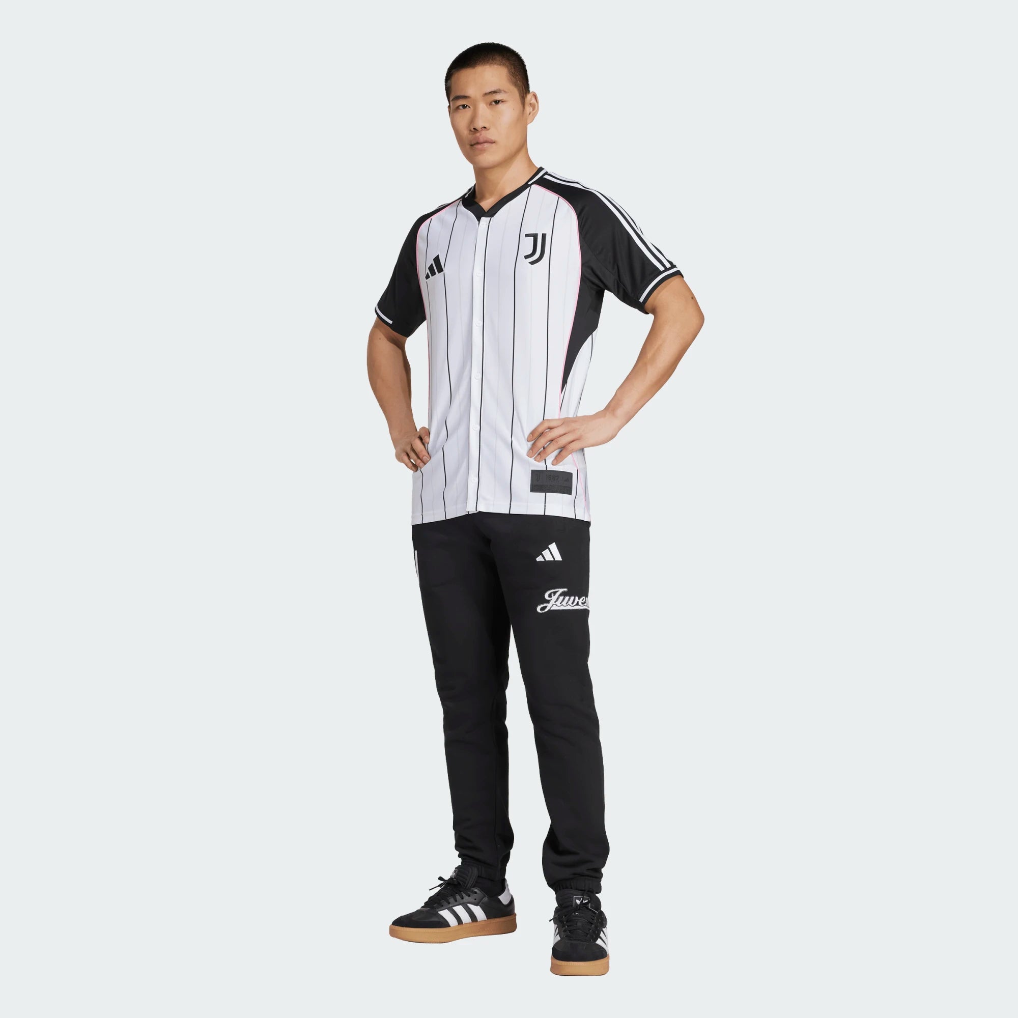 adidas T-shirt Juventus Turin Noir | Boutique des fans | Réplique adidas T-shirt Juventus Turin Noir | Boutique des fans | Réplique