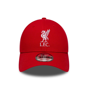 Le blason Liver Bird est brodé en haute définition sur les panneaux avant.