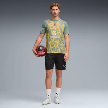 Détail du design warmup du maillot AC Milan.