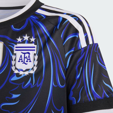 Logo Argentine et Adidas sur le maillot extérieur 2026.