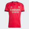 Le maillot extérieur de l'OL arbore un design noir élégant et moderne.