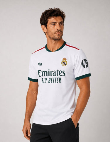 Maillot Real Madrid Domicile Homme 2026/27 Mbappé 10 Blanc - vue secondaire du pack cadeau