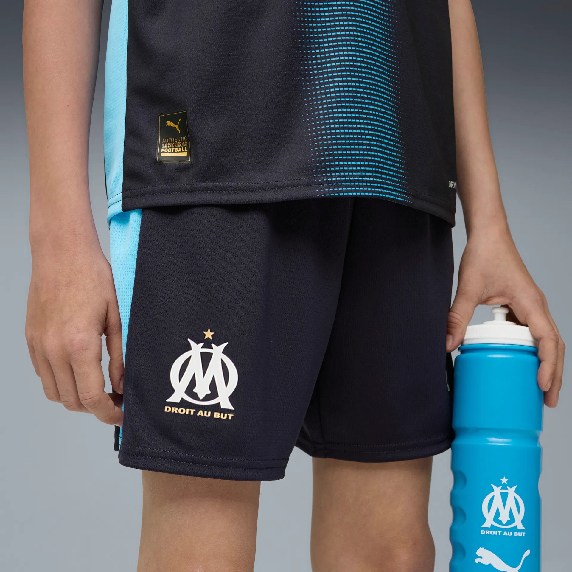 Short Officiel Olympique De Marseille Mixte - Replica PUMA Avec Technologie DryCELL