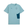 Le t-shirt bleu du Portugal PumaTech offre un look moderne aux jeunes supporters.
