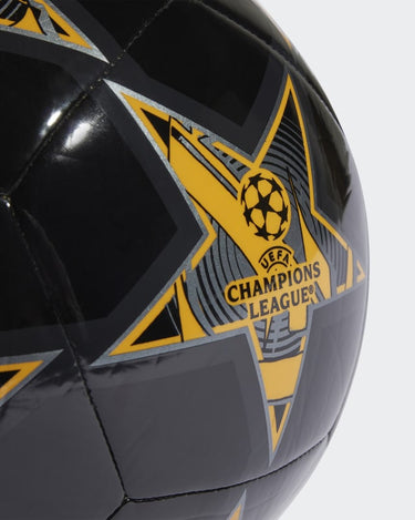 La UEFA presentó el balón oficial de la Champions League 2023/24
